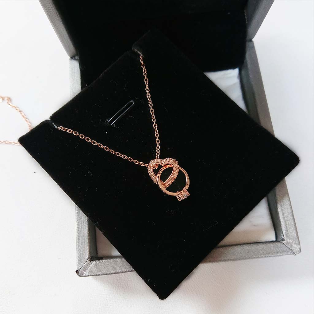 Kalung Nuri Liontin Cincin