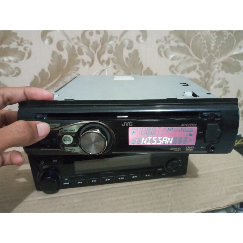 single din jvc tipe kd-dv5605 copotan livina.