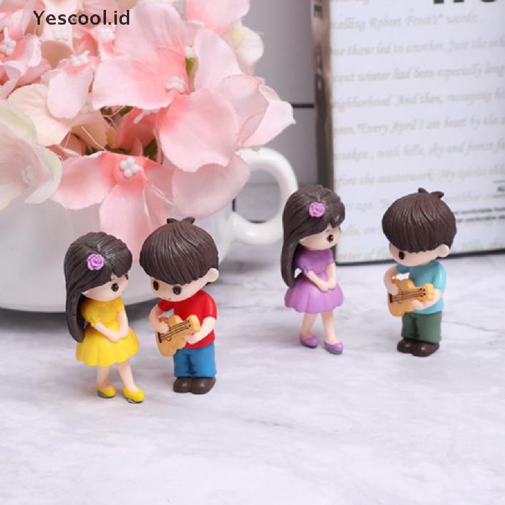 Miniatur Figure Pasangan Kekasih Mini Untuk Taman Peri Rumah