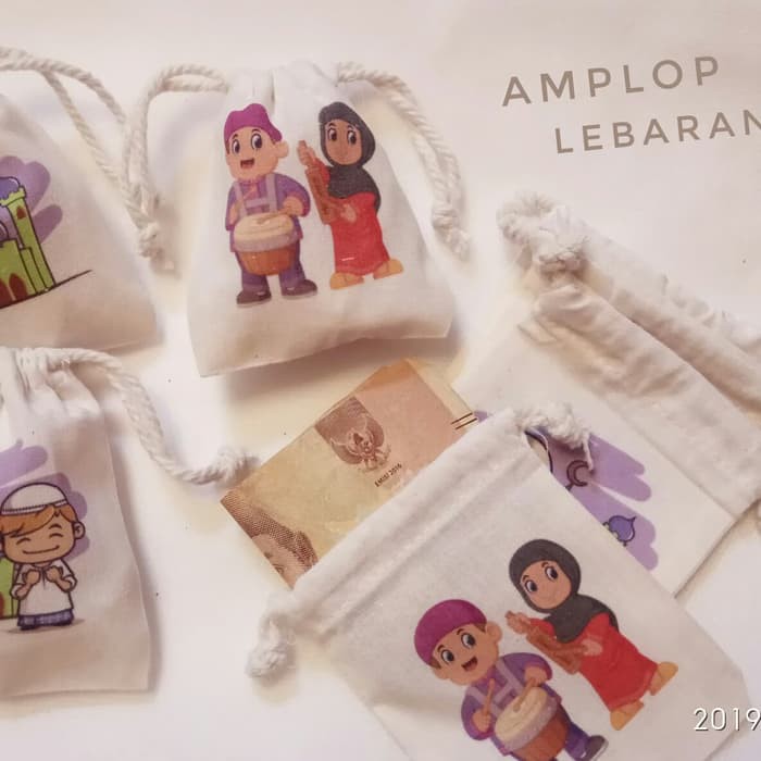 

Terbaru Amplop Lebaran Blacu Print isi 8pcs Berkualitas