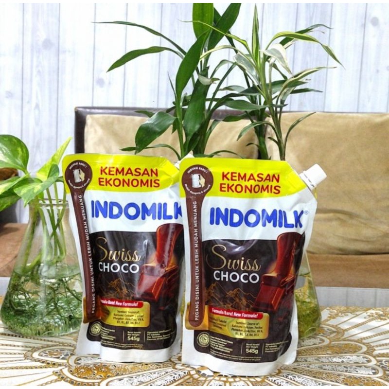 

INDOMILK Krimer Kental Manis Swiss Choco Pouch 545 g