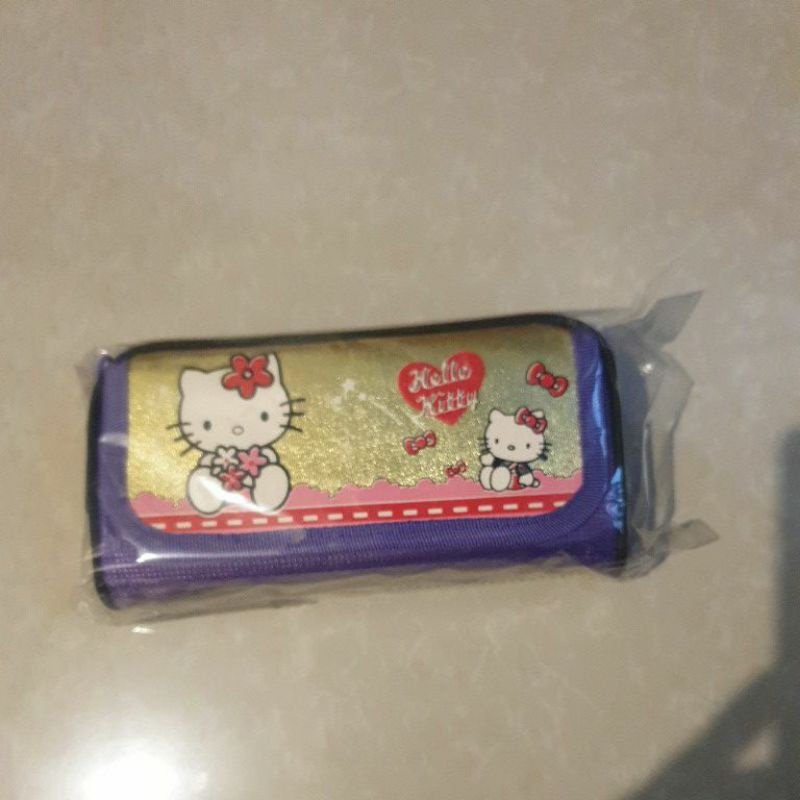 

TEMPAT PENCIL KARAKTER HELLO KITTY
