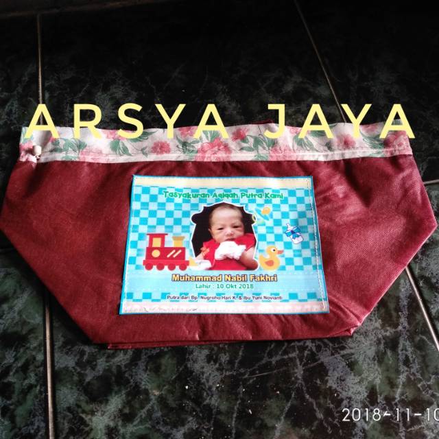 

Tas Goodiebag banner ultah 20x20 / tas hajatan /tas ultah anak