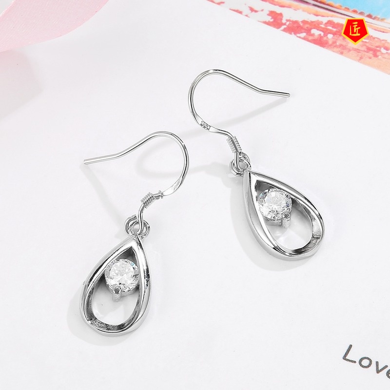 [Ready Stock]Fashion Silver Diamond Earrings Temperament Personality