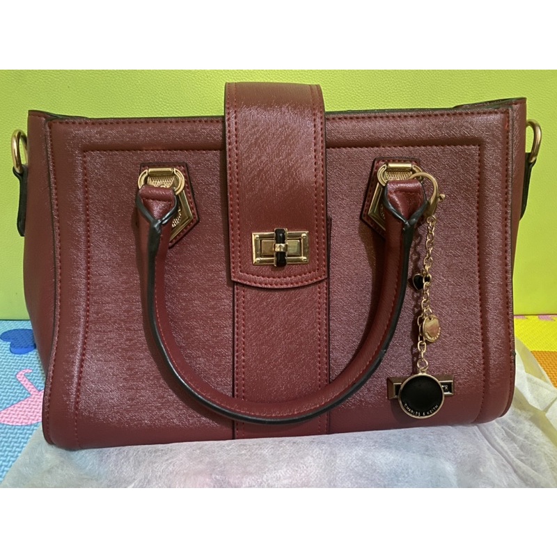 tas Charles & keith KW super