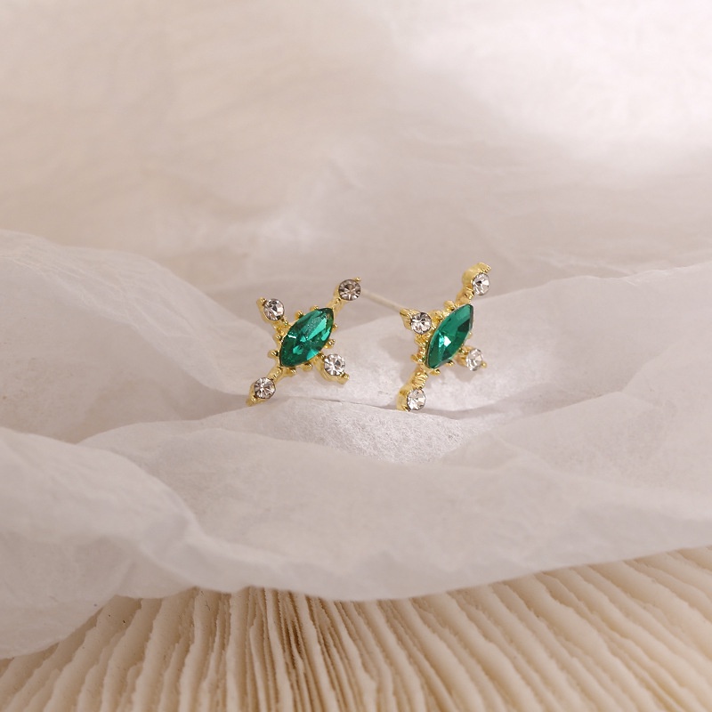 Anting-anting gaya Korea retro Hong Kong-kata rak emerald anting-anting musim gugur baru sederhana g