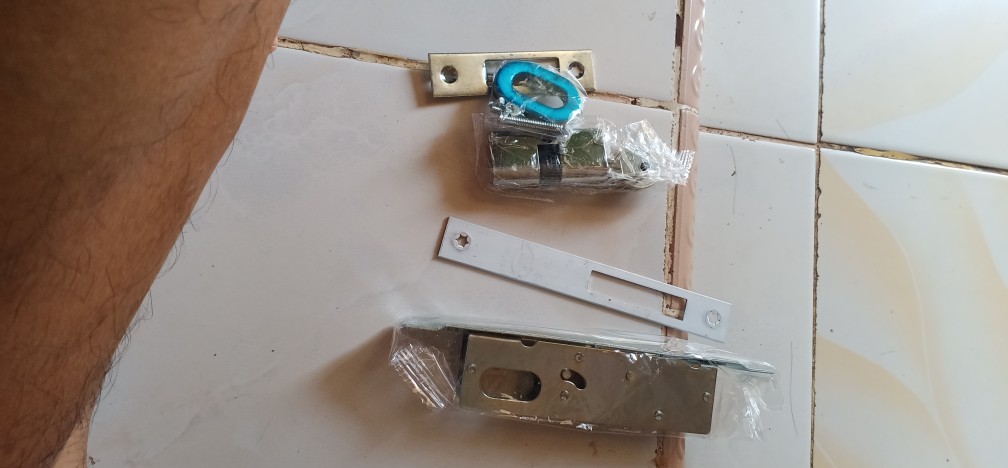Kunci Pintu Geser Sliding Alumunium 8423