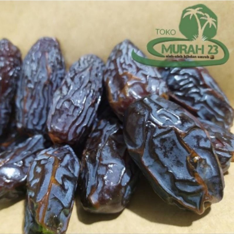 

kurma medjool super jumbo palestina grade A / grosir kurma medjol jumbo / oleh oleh haji