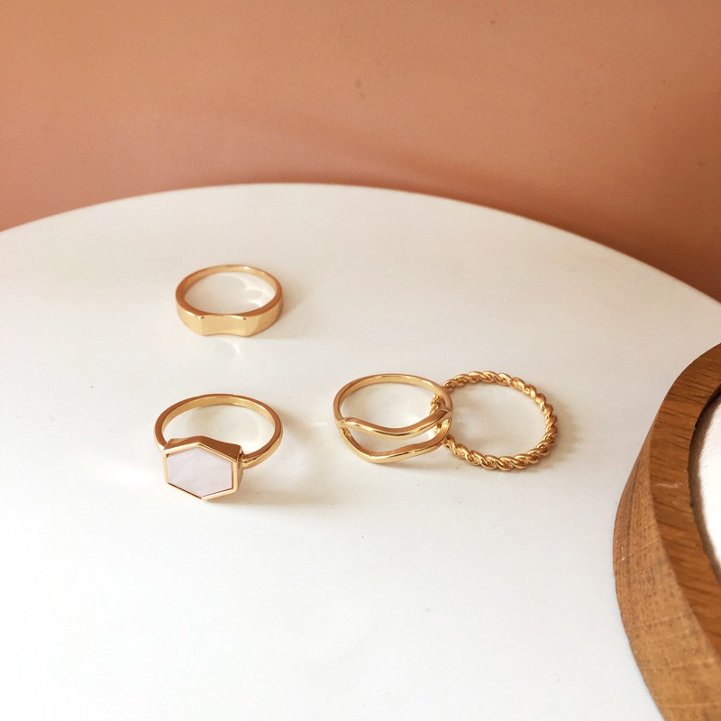 4pcs / Set Cincin Jari Dua Lapis Untuk Wanita