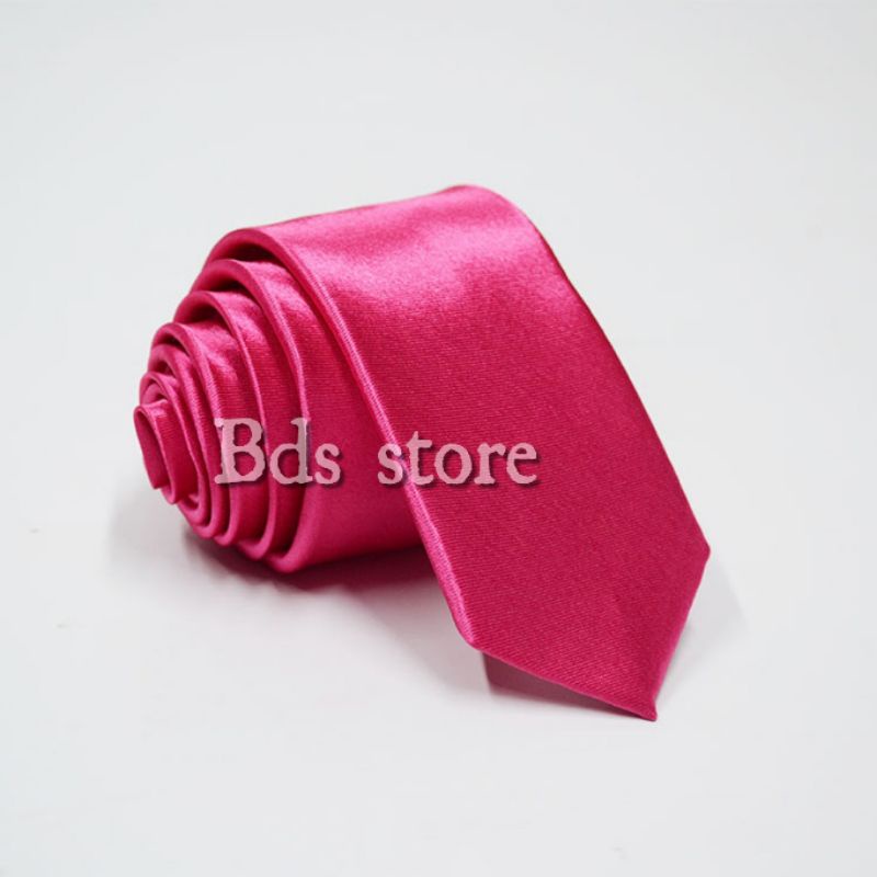 Dasi Pria Polos Satin Warna Pink Fuchsia Ukuran 3inchi &amp; 2inchi