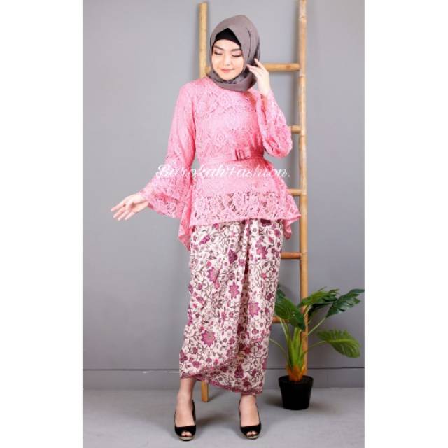 Real Pict-Set Kebaya Brukat Modern Rinjani / Kebaya Murah / Kebaya Wisuda Tangan Terompet Bianca