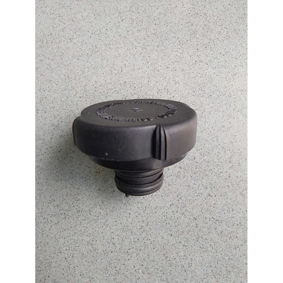 TUTUP RADIATOR BMW E30 E36 E46 17111742231