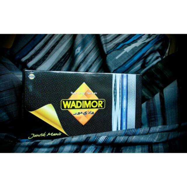 Sarung Wadimor Jentik Manis