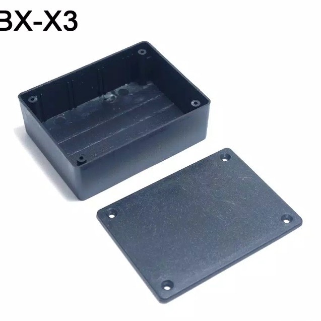 BOX PLASTIK HITAM X3 UKURAN 10x7.5x4 B03