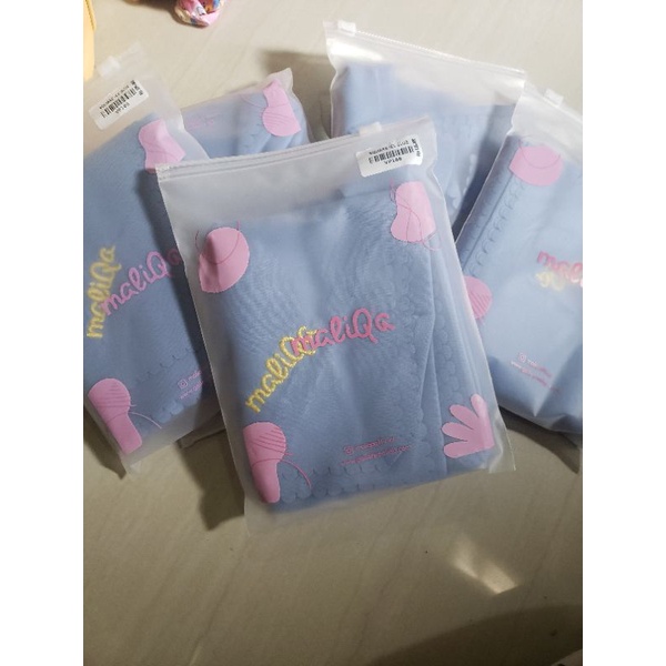 Hijab Maliqa polos ice blue