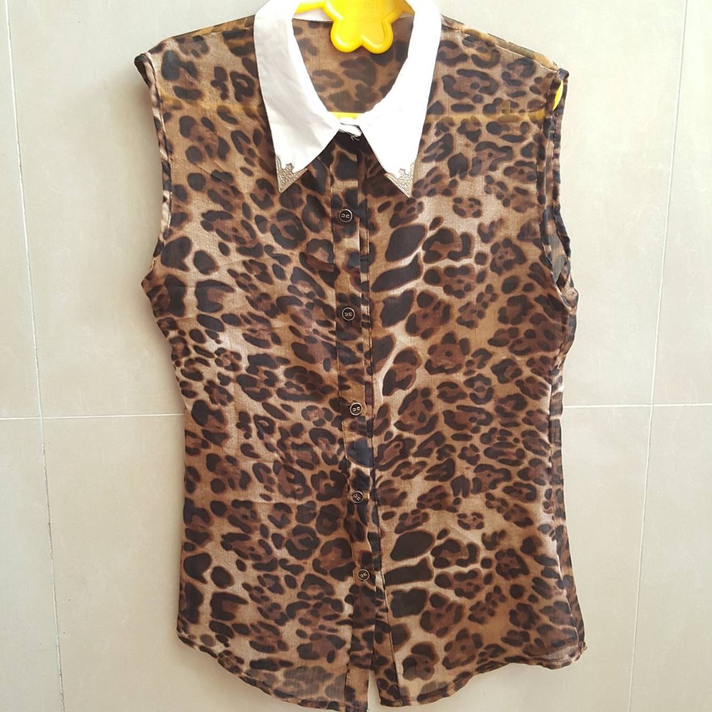 Preloved Baju Atasan Leopard Motif macan baju tidak berlengan Baju Motif Leopard