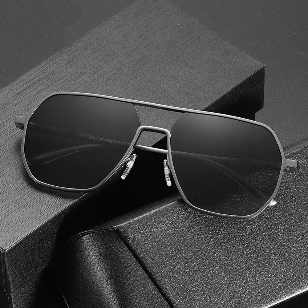 Nickolas1 Pria Kacamata Hitam Fashion Retro Travel UV400 Photochromic Driving Street shot Polarized Eyewear