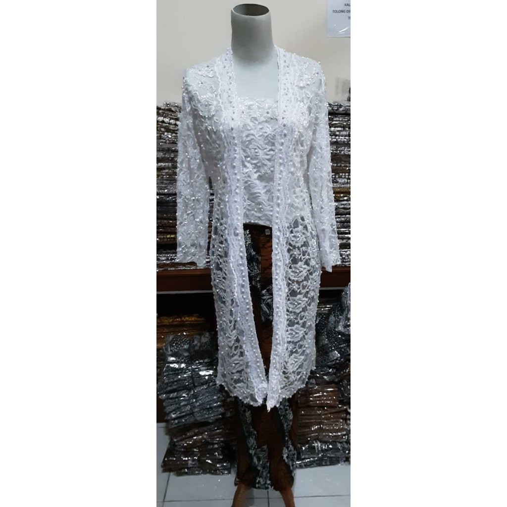 kebaya pengantin akad