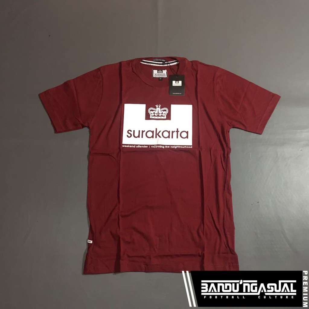 T-SHIRT "WEEKEND OFFENDER" SERIES SURAKARTA (MAROON)