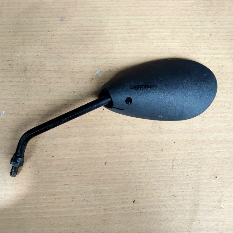 spion kiri Suzuki satria fu