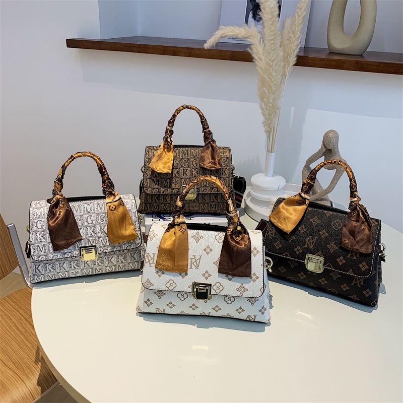 ( 2PC 1KG ) GTBI998877469 New Arrival  !!!  Tas Selempang Wanita Import   Terbaru +SALL