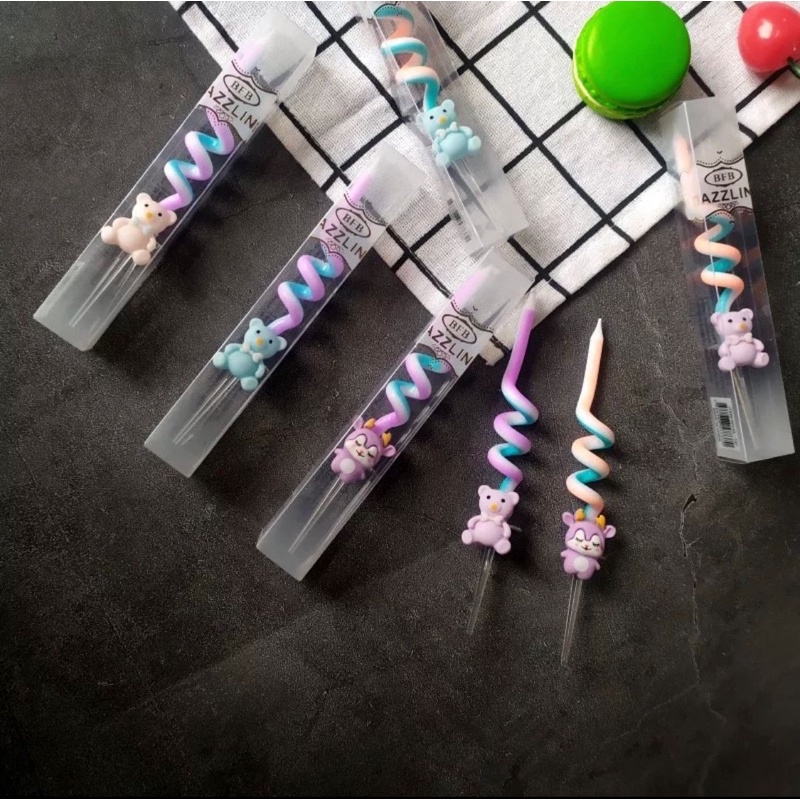 Lilin Spiral Karakter / Korean Cake Candle / Lilin Ulang Tahun Unik Lucu