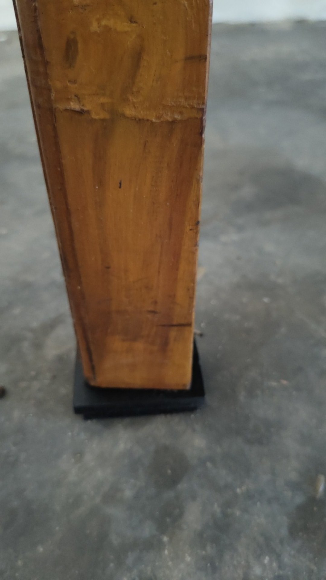 Karet Kaki Meja Kursi Dan Rak Besi Hollow 4x6 Full (padat)