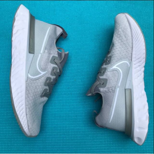 nike react infinity grey
