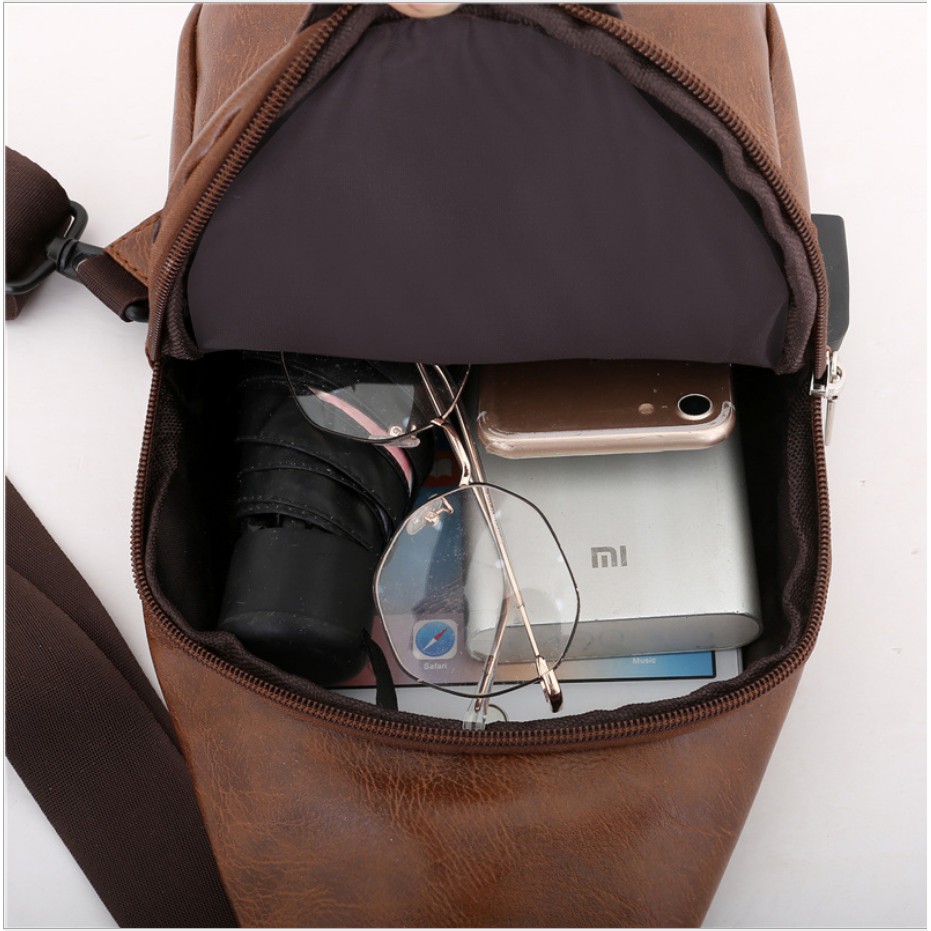 Tas Selempang Kulit Sling Bag Leather Pria + USB Port + Headset Hole
