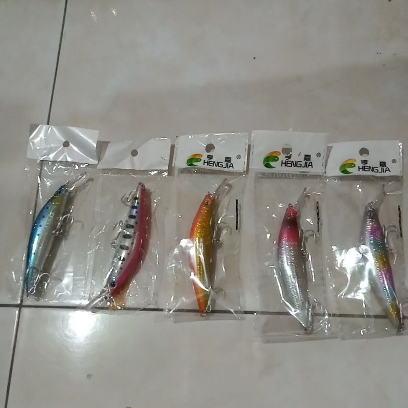 Umpan Minnow Lidah panjang