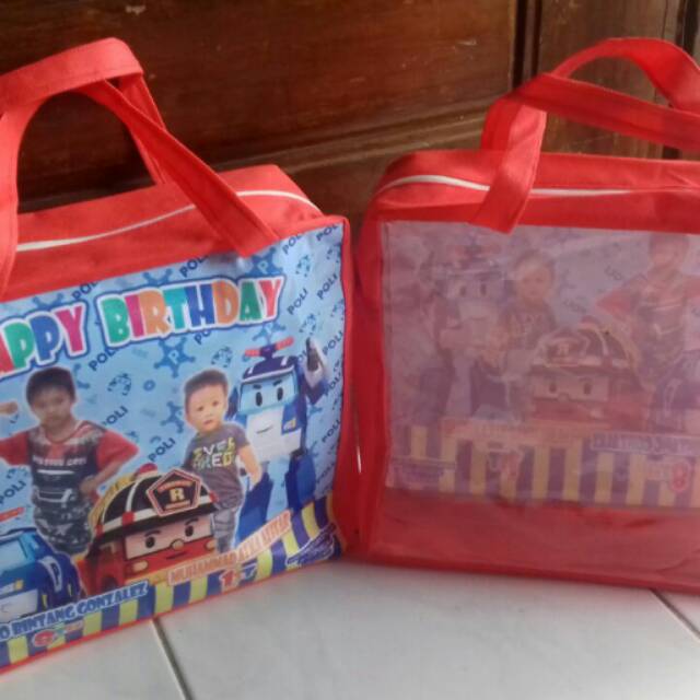 

Tas souvenir ultah anak model kotak kombinasi Mika resleting