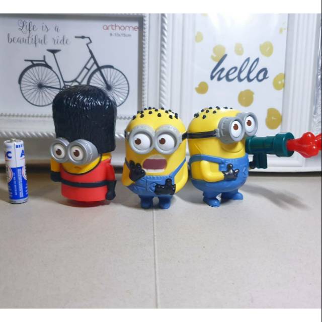 Happy Meal Despicable Me 2 & Minions Versi luar