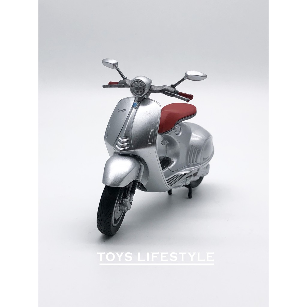 Welly Diecast - Vespa 946 2014