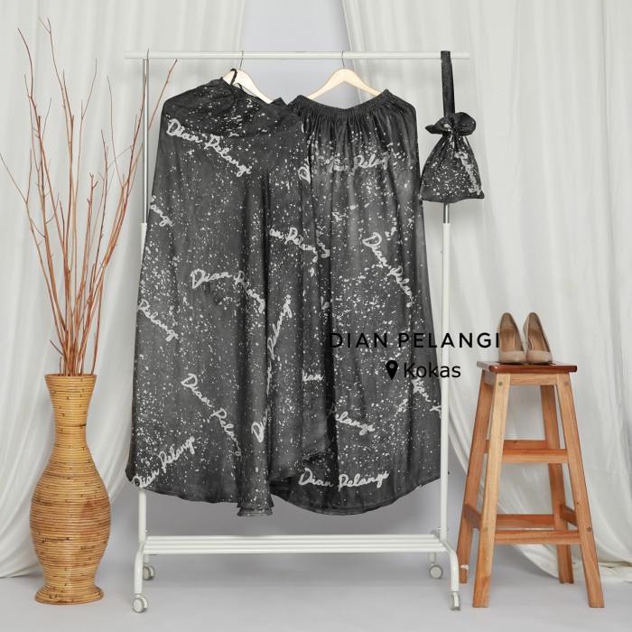 DIAN PELANGI MUKENA TISSUE ABSTRAK