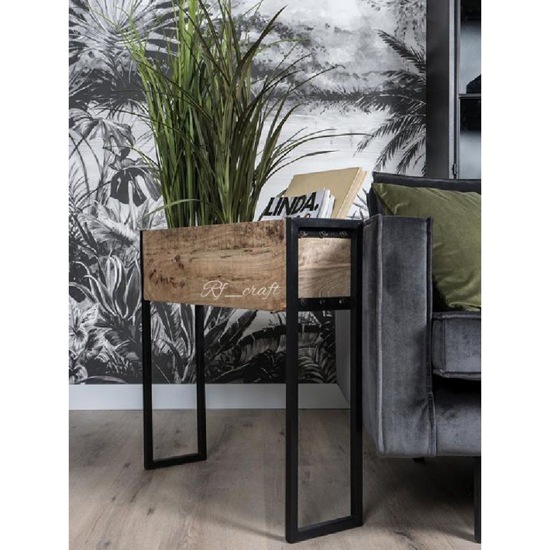 Kaki Besi Hollo Kotak Standing Pot Kayu