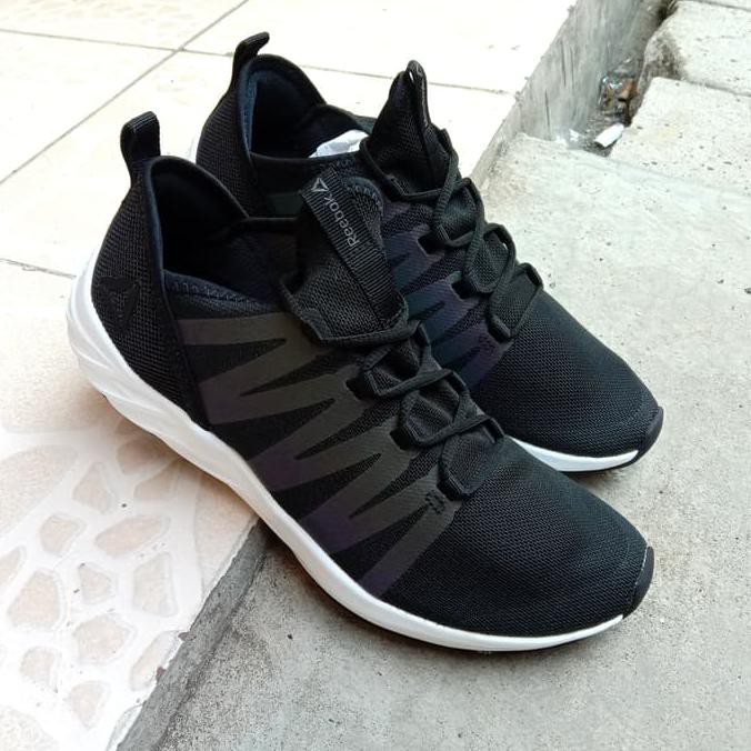 reebok astroride future