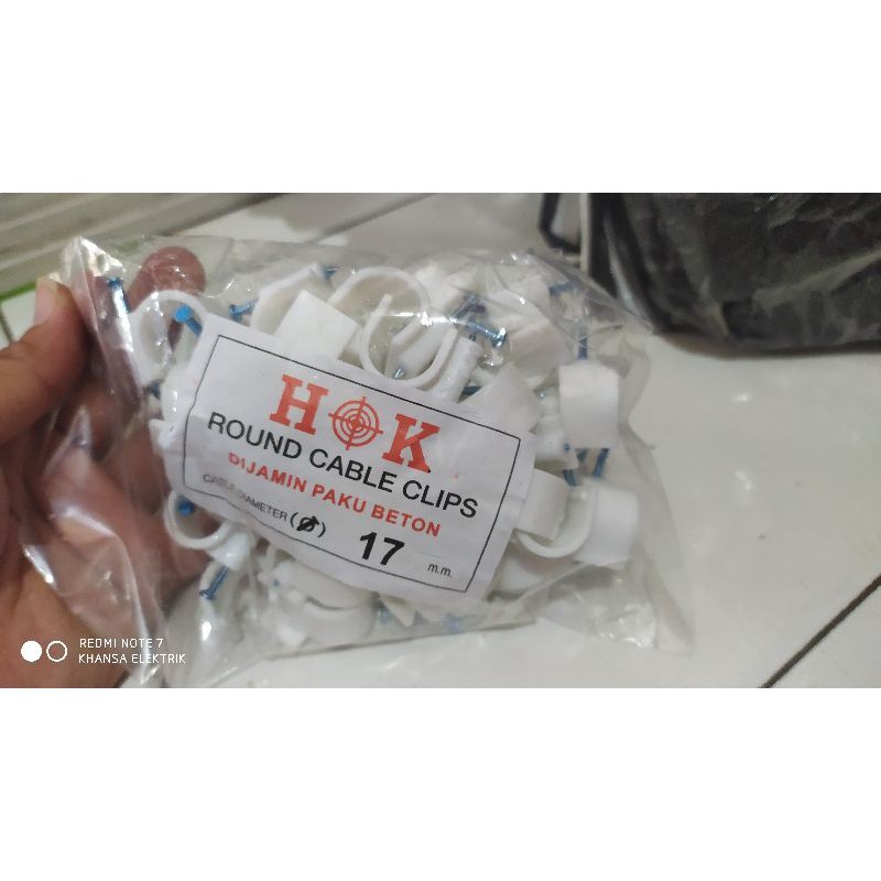 Klem Pipa Selang Kabel No 17 PAKU BETON