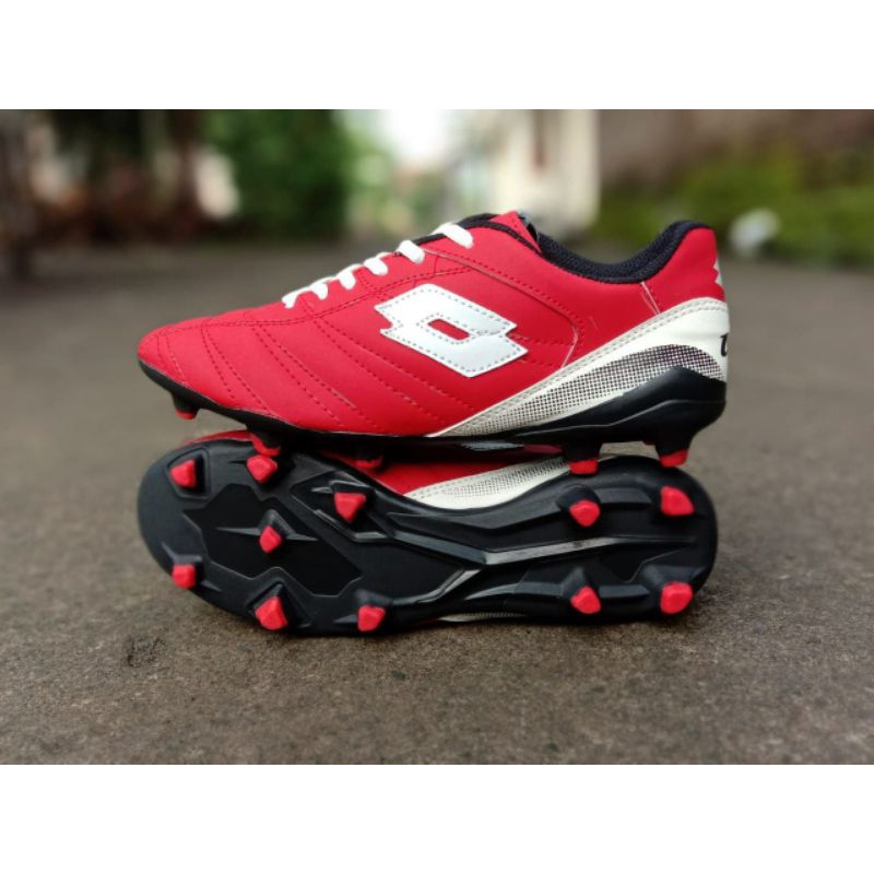 sepatu bola lotto
