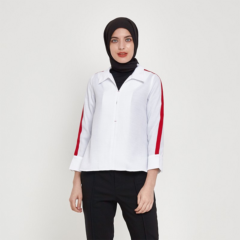 

MFMW "Halliwel" Blouse Putih Lengan Panjang Wanita