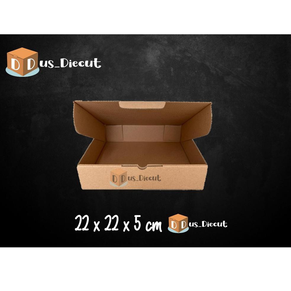 

1.1 Year Sale TERLARIS!! Kardus die cut uk. 22x22x5 cm (model box pizza)