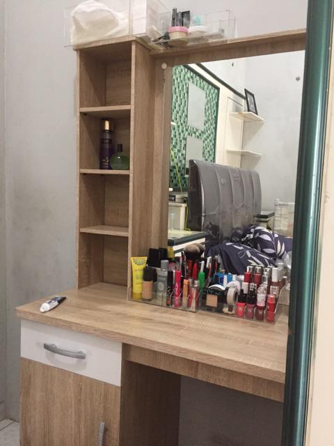 Meja Rias Modern Mr 531 Terlaris