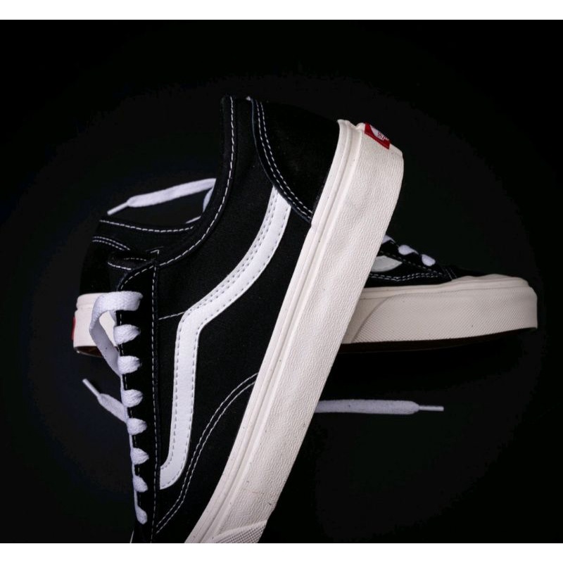 100% PREMIUM VANS OLD SKOOL HALF MOON BLACK WHITE IMPORT MADE IN CHINA