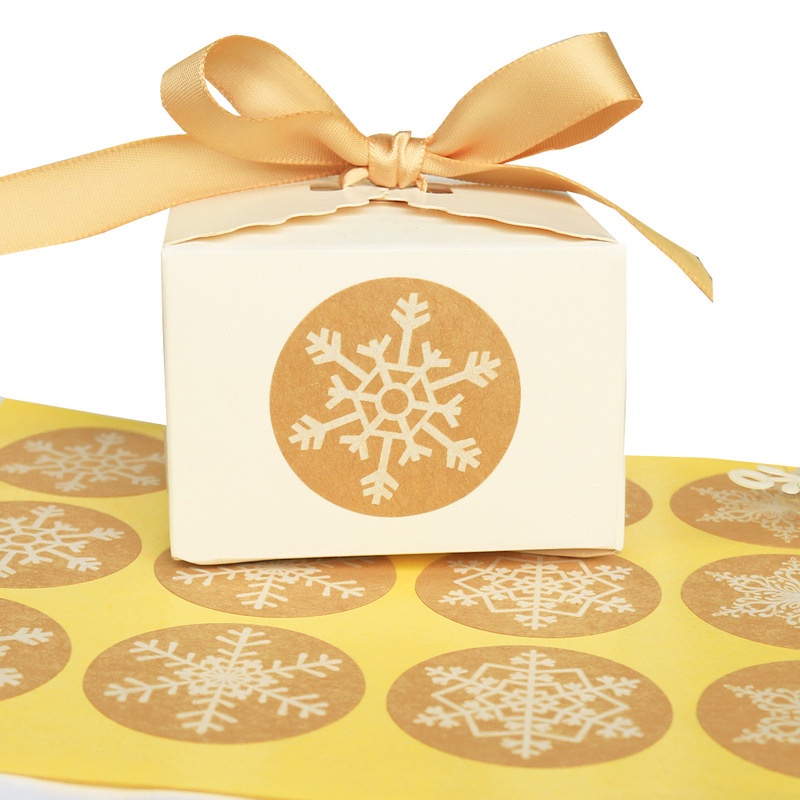 500pcs/roll Snowflake Kraft Sticker  For Merry Christmas Cards，Gift Boxes，Envelope，Package