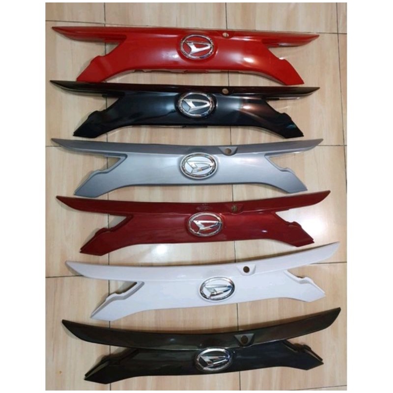 Trunklid Ornamen Bagasi Belakang Daihatsu All New Terios 2018-2021 Variasi