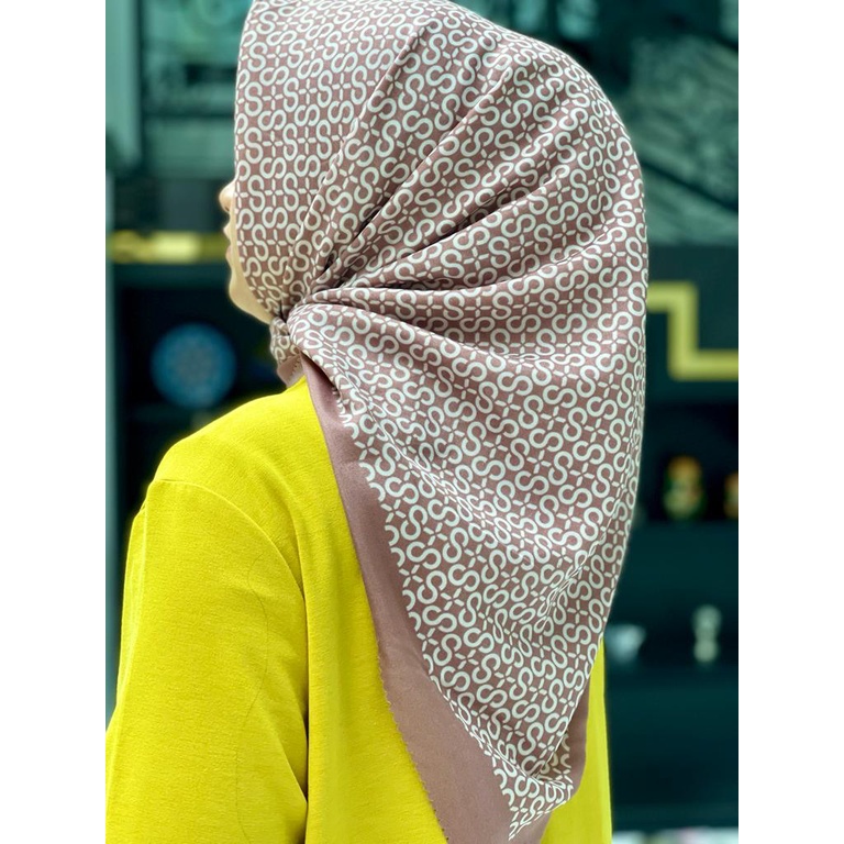 Hijab Segiempat Motip Voal Motif Terbaru Lasercut Hijab Segiempat Voal Motif Printing Kerudung Segiempat Voal Jilbab Segiempat Voal Motip,Kerudung Segiempat GROSIRR-M846 Coklat