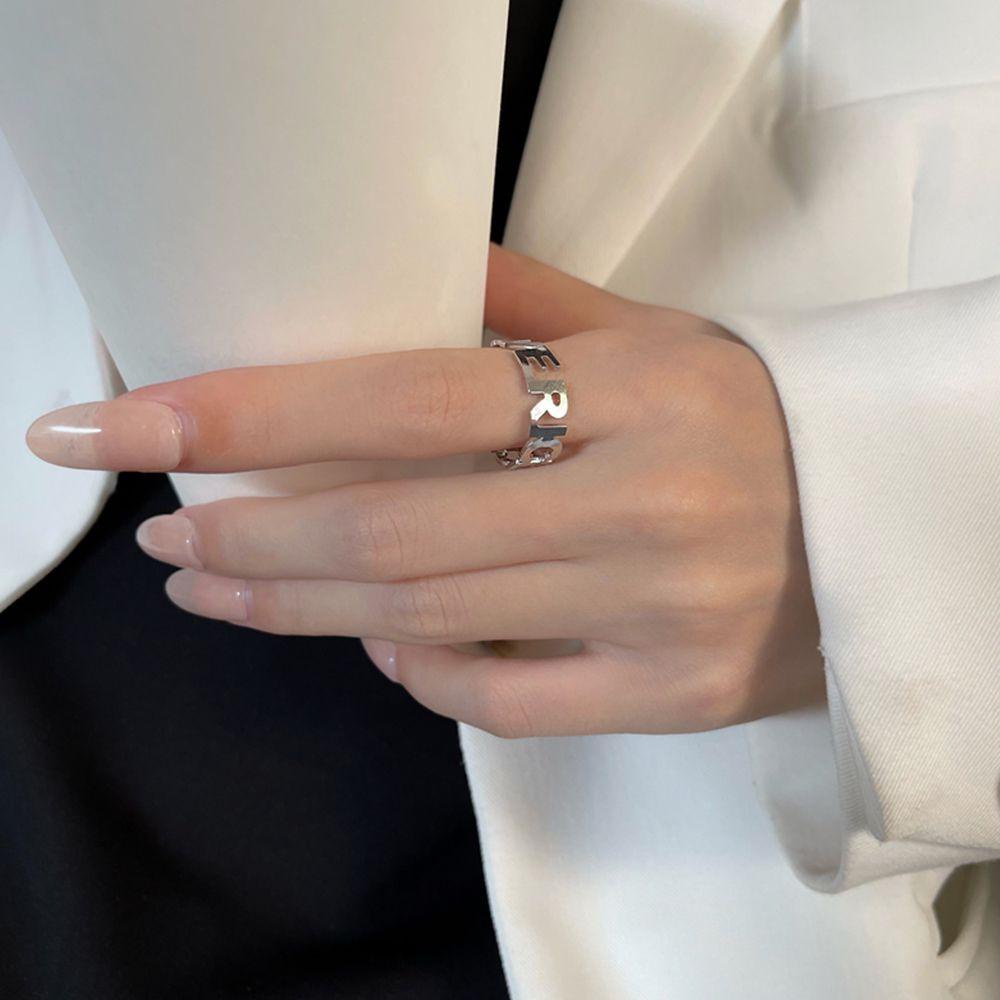 [Elegan] Wanita Geometris Cincin Pasangan Wajah Tersenyum Yang Dapat Disesuaikan Kepribadian Fashion Hadiah Hari Valentine Punk Jari Gesper