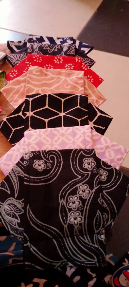 Masker Tye Die / Masker Motif Shibory 3 Lapis