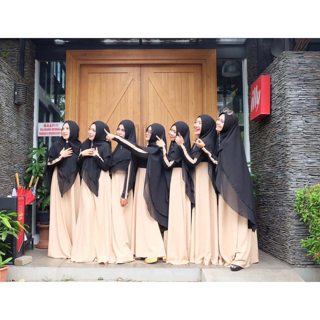 Kanna Basic Dress by SARKIS