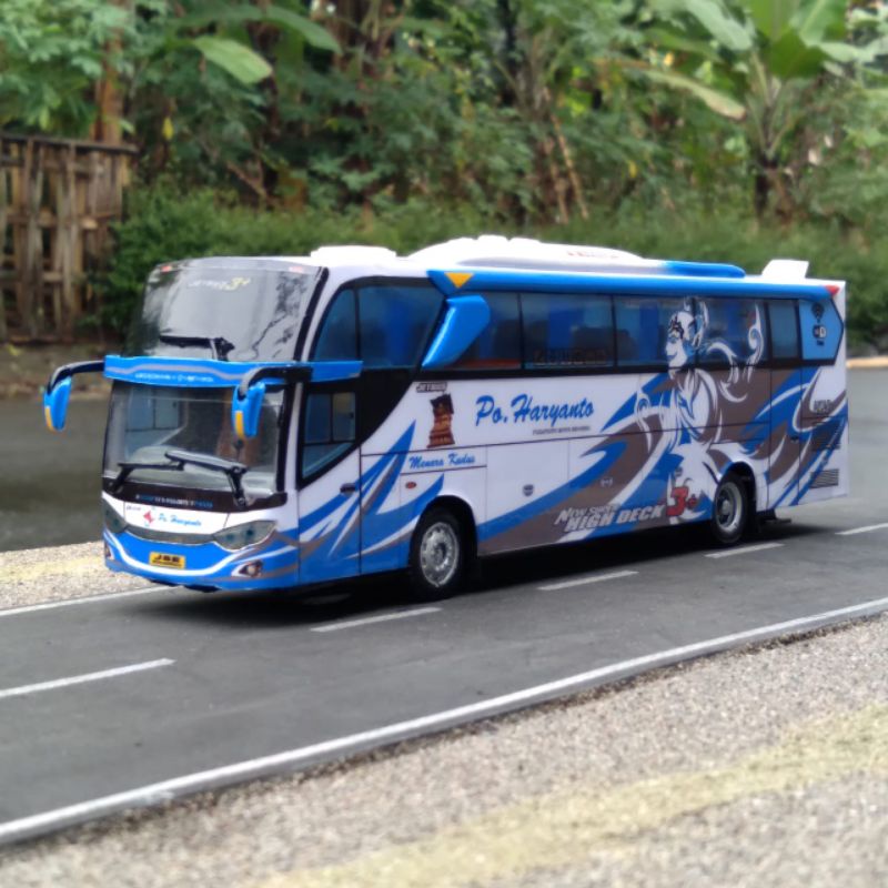 Miniatur Bus PO. HARYANTO (SUN BREAKER)