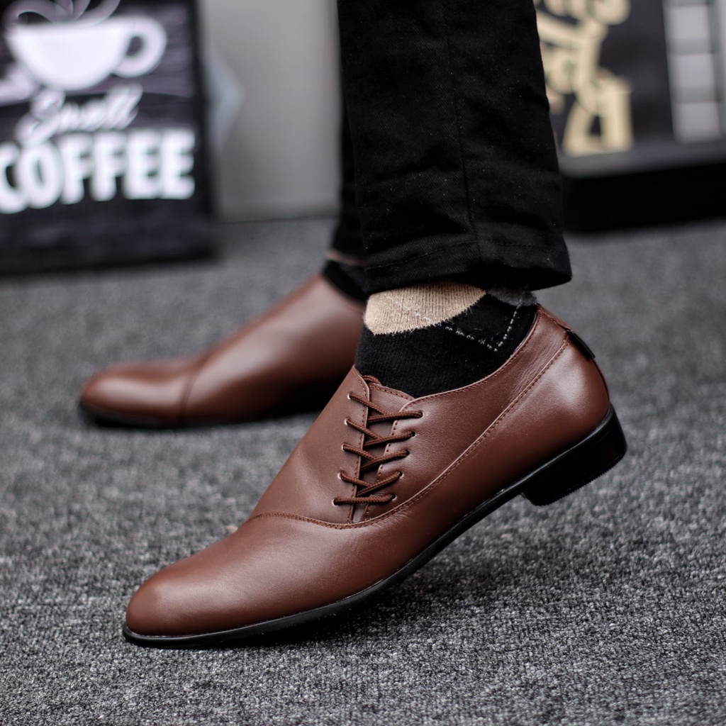 Sepatu Pantofel Kerja Kantor Kulit Asli Formal Hitam Pria Abrhm Megan